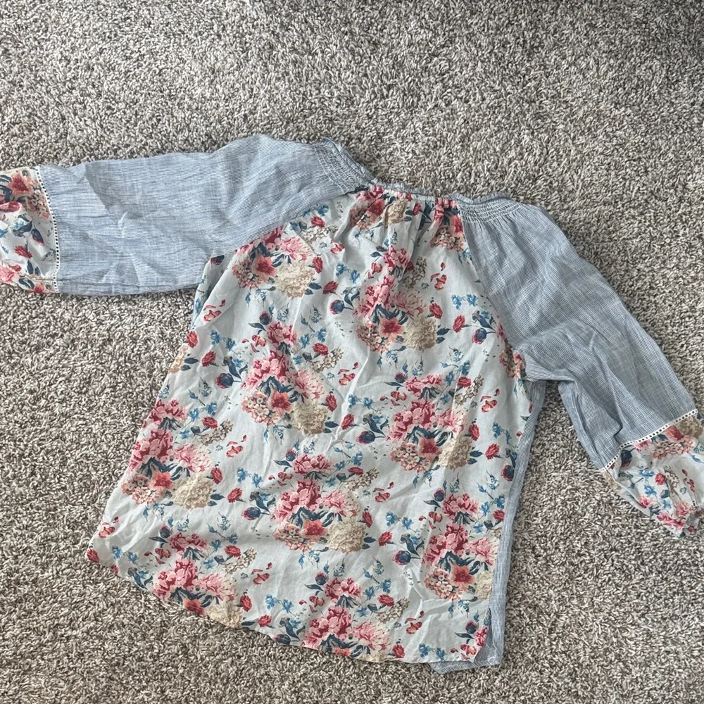 Vintage America Blue & Pink Floral Peasant Top - Picture 3 of 3